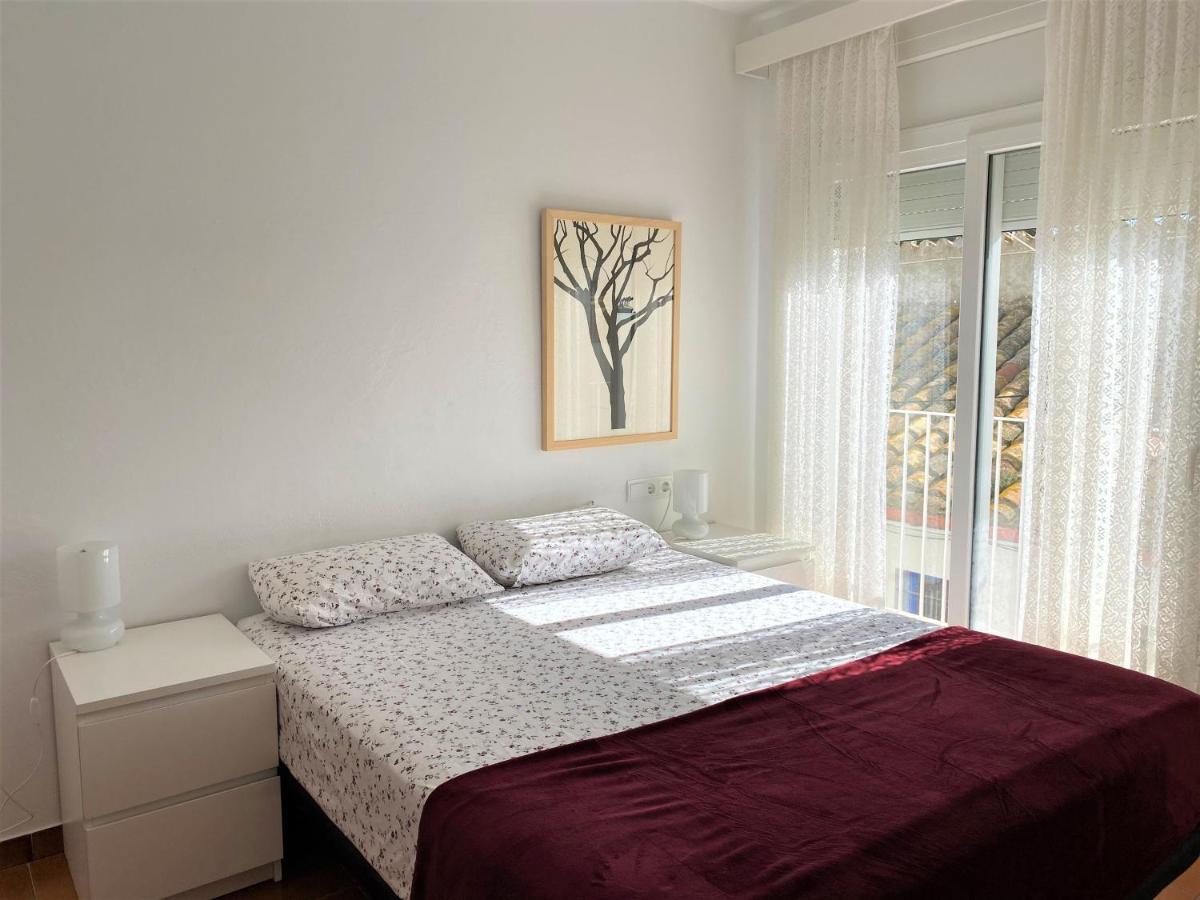 Villa TÒRTORA - Casa en el centro con vistas al mar Cadaqués Exterior foto