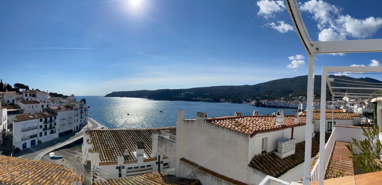 Villa TÒRTORA - Casa en el centro con vistas al mar Cadaqués Exterior foto